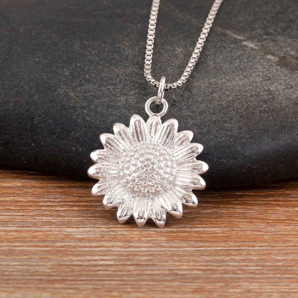 Balloon Dog Pendant Necklace