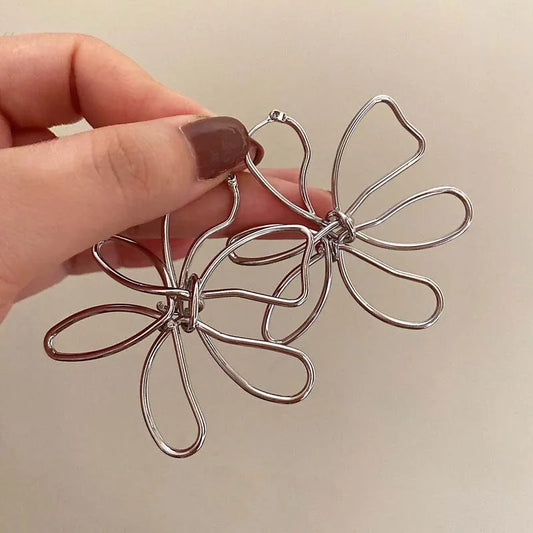 Metal Flower Stud Earrings - Trendy Floral Design