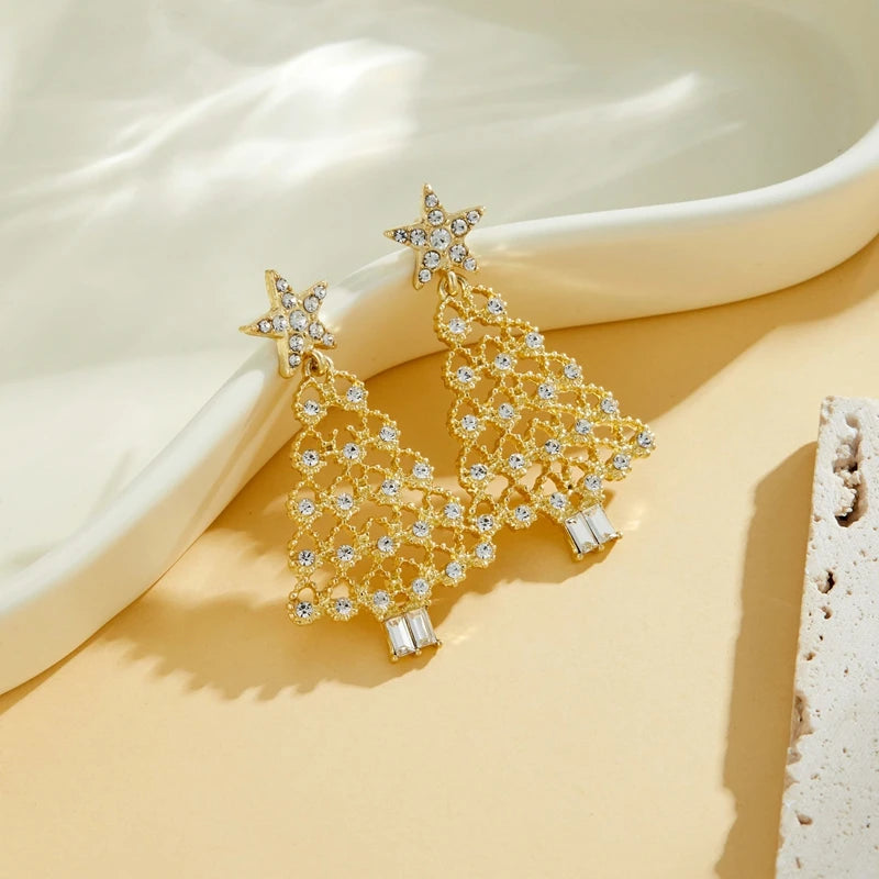 Star Statement Drop Earrings - Classic Holiday Design
