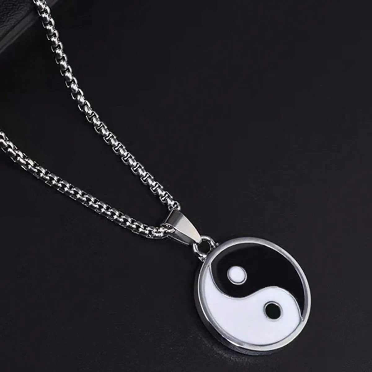 Retro Punk Arrow Pendant Necklace