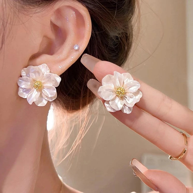 White Flower Stud Earrings - Delicate Floral Design