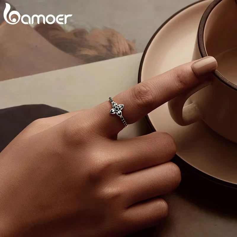 Nightfall Flower 925 Sterling Silver Ring