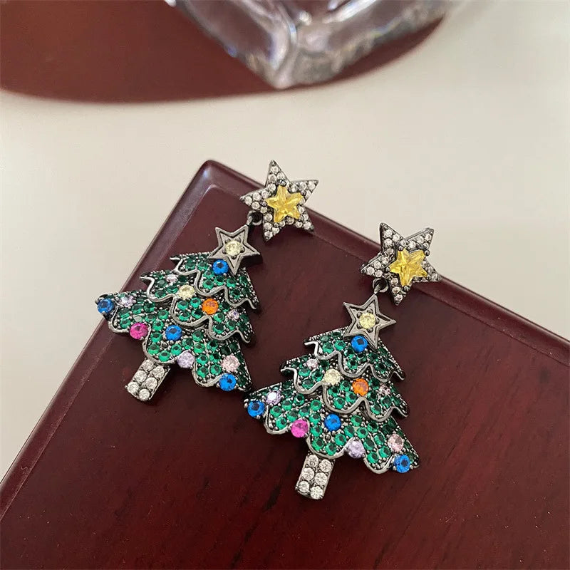 Star Statement Drop Earrings - Classic Holiday Design