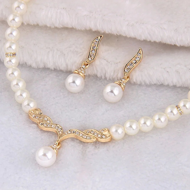 Pearl Jewelry Set - Trendy Necklace and Earrings