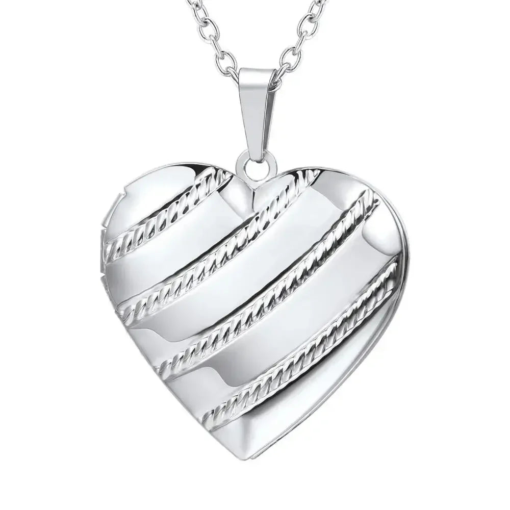 Heart Frame Memory Locket Pendant Necklace - Photo Keepsake