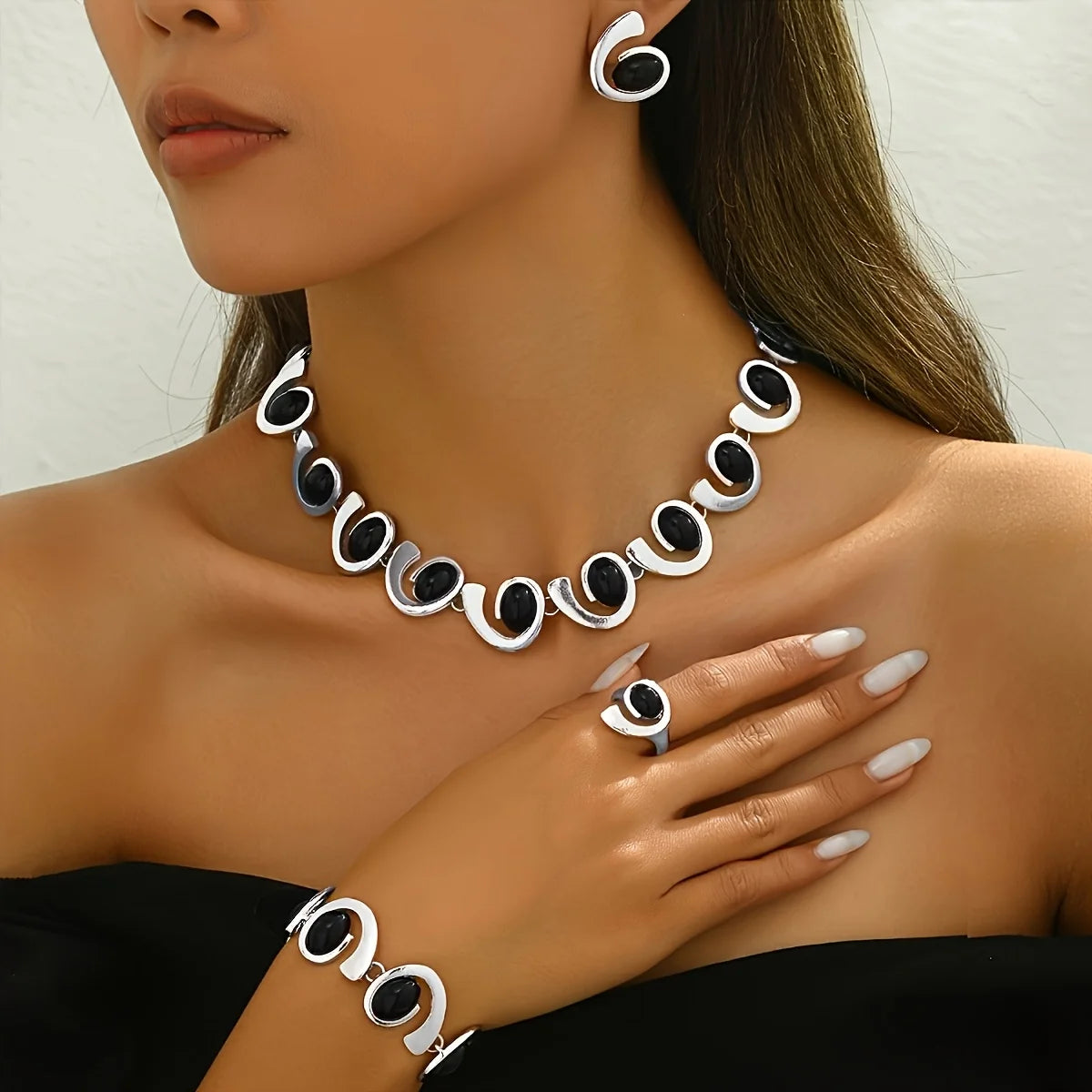 Classic 4-Piece Jewelry Set