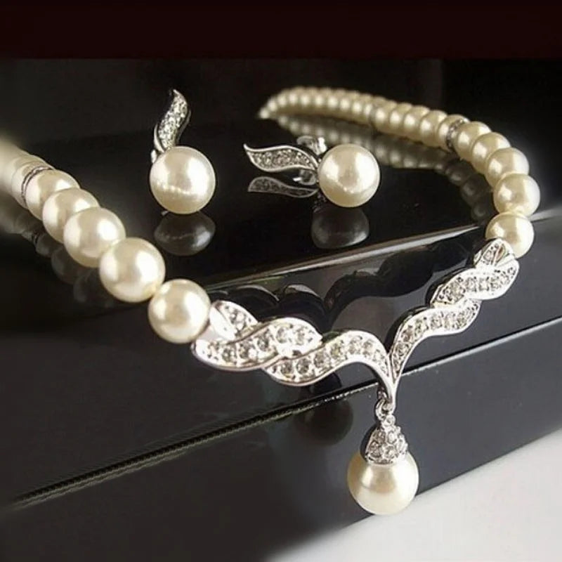 Pearl Jewelry Set - Trendy Necklace and Earrings