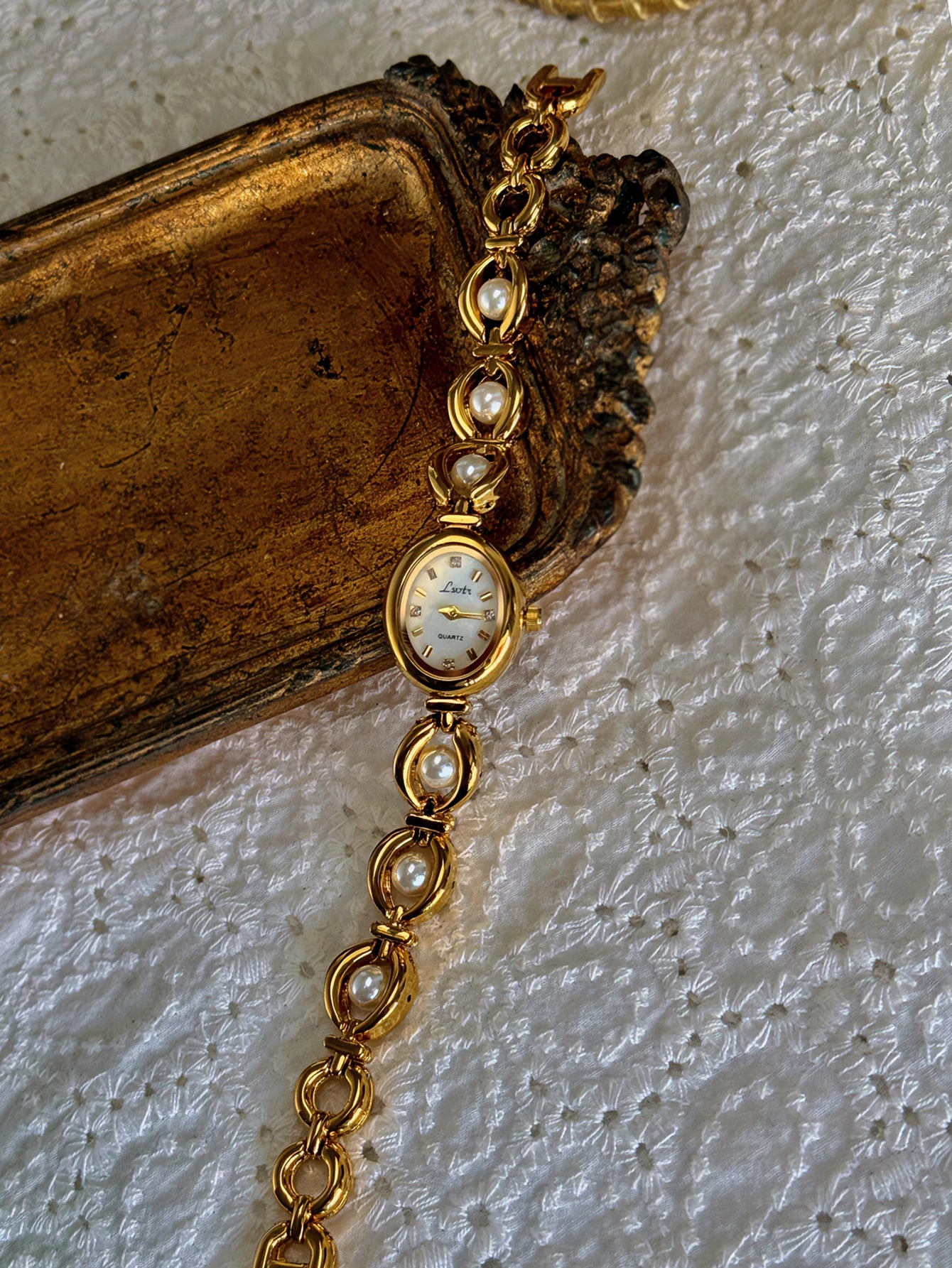 Luxury Oval Watch with Mother-of-Pearl Dial - Women's Quartz Timepiece