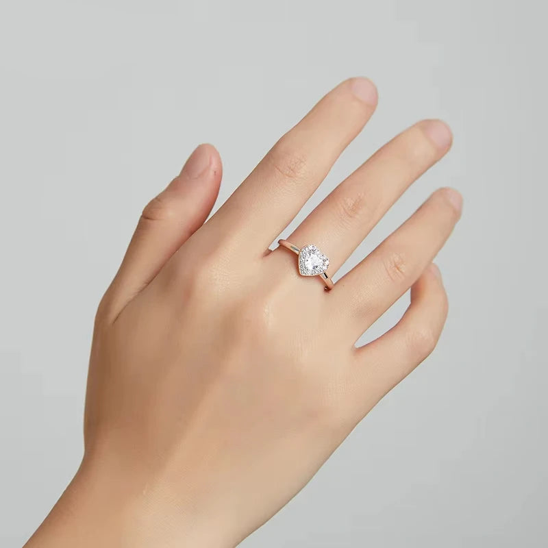 Bright Love Heart Ring - 925 Sterling Silver with Zircon
